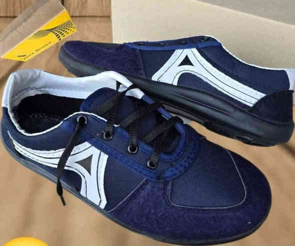 يوجد حذاء الفا رجالي سعر الكرتون 23 اهل الجمله كميات سعر مناسب 22 قياساته يبدا من 40 لحد 45  لحد  42 47 التواصل على هذا الرقم *********** ***********
