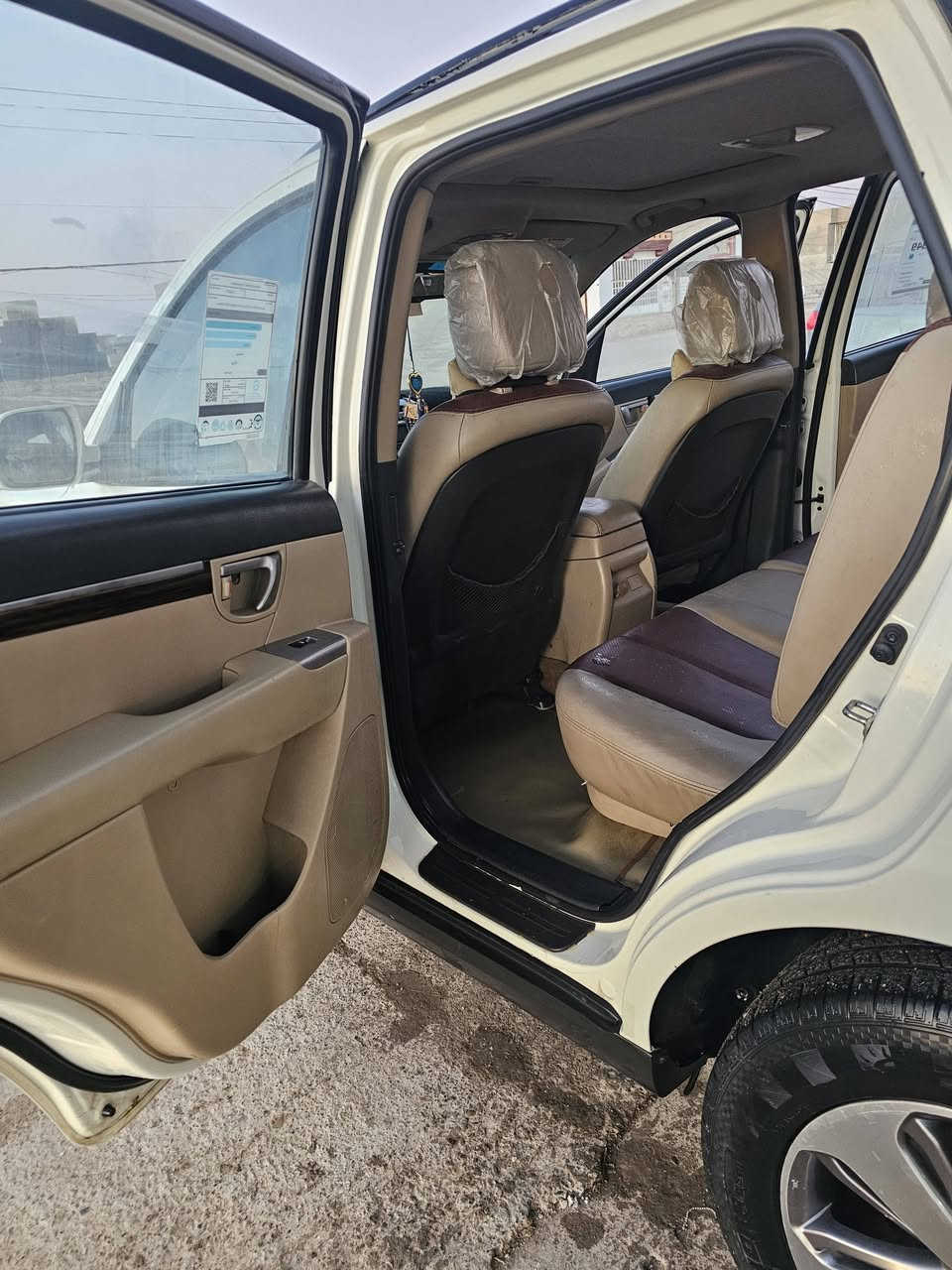 ملاحظه غير متواجد ع الفيس اتصل ع الرقم ***********
سنتافي  2012 خليجي فول مواصفات بصمة فتحة كشن كهربائي محرك كير مكفولات 6 سلندر تدفئه تبريد السياره جاهزه رقم بغداد انكليزي ومال  جناي المكان ديالى الخالص السعر 175 وبيها مجال للشراي
