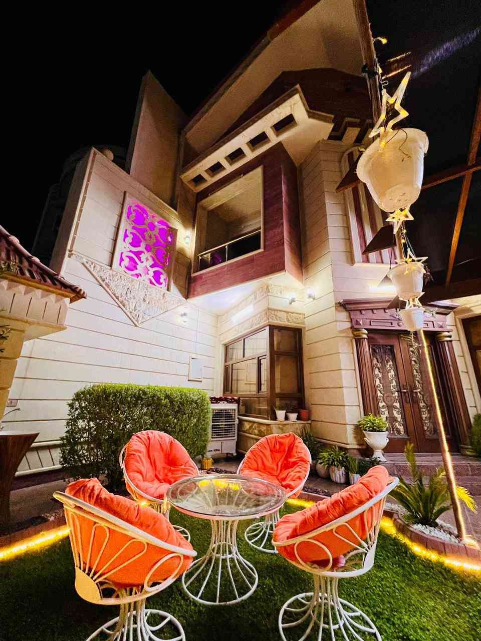 � دار للبيع – حي القضاة / خلف مجمع العقيق
🔹 المساحة: 175 م²
🔹 الواجهة: 8.75 م (9 إلا ربع)
🔹 النزال: 20 م
🔹 شارع تبليط
🔹 موقع مميز جداً

🔹 البناء: جناي درجة أولى
🔹 تشطيب ممتاز وبناء متين

💰 السعر: خاص

📞 للاستفسار ***********
