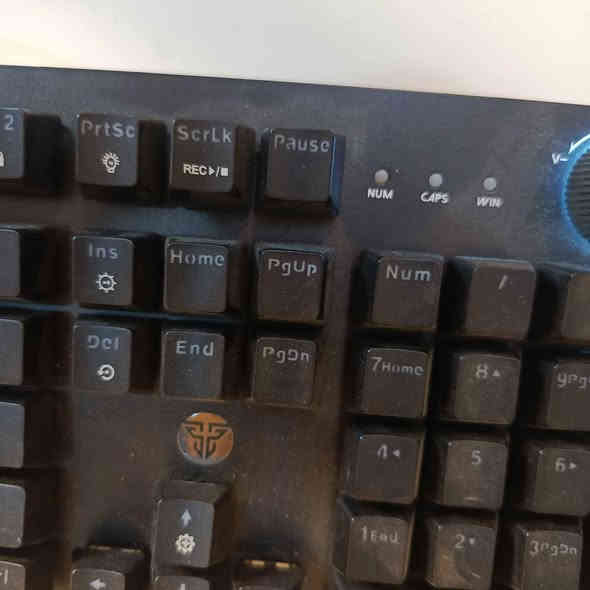 رقمي*********** للتواصل يوجد واتساب ويوجد خدمه توصيل النجف
