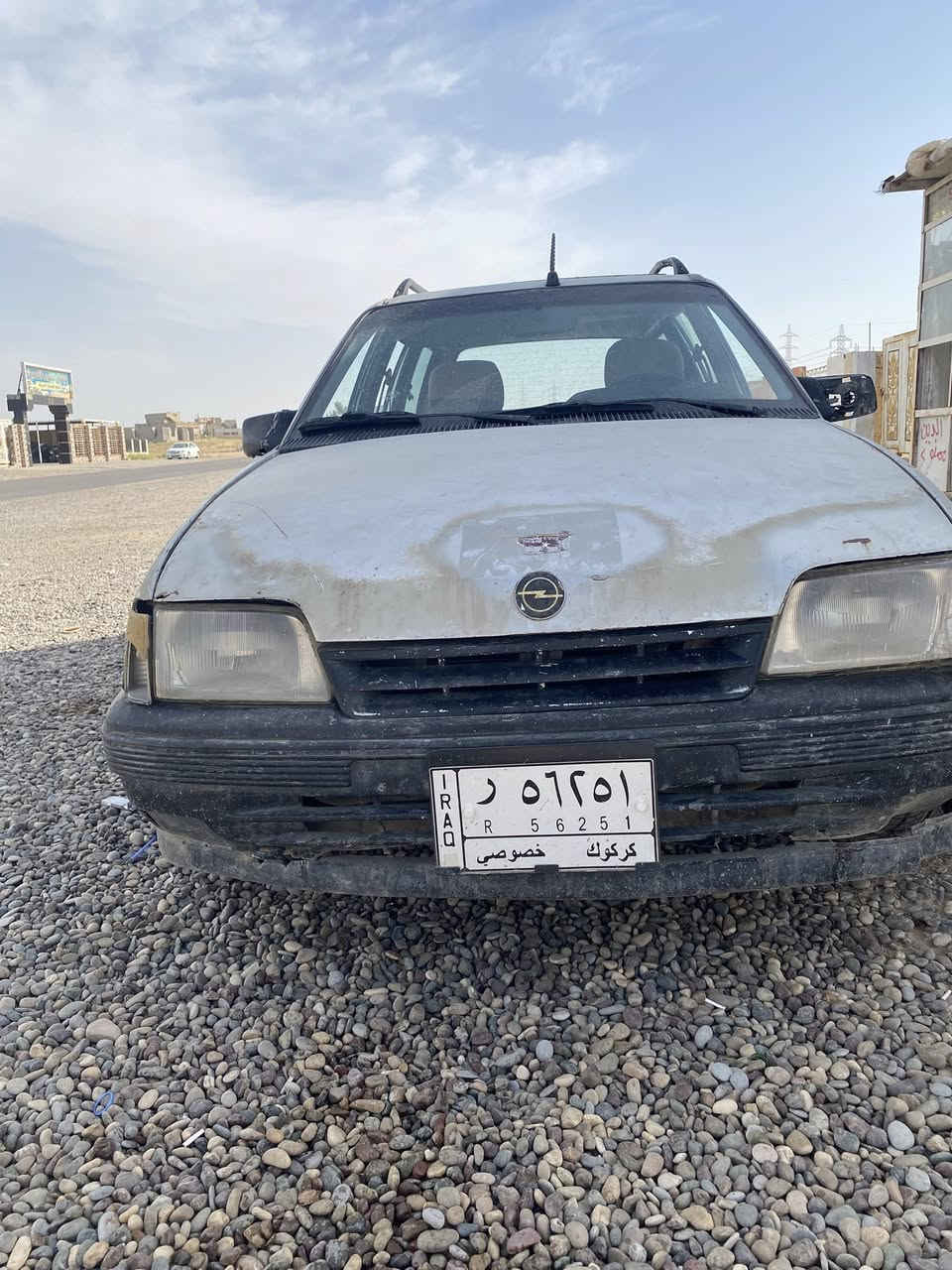 أوبل كاديت للبيع السياره نضيفه من داخل ومن خارج 
تواير جدد غرفتها من داخل حلوه السياره رقم الماني شرط التحويل و وكاله للبيع ويرهم مراوس 
رقمي ***********
