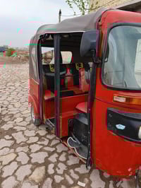 تكتك 18للبيع السعر 5مليون وبيه مجال العنوان بغداد الشعب رقم الهاتف 077...