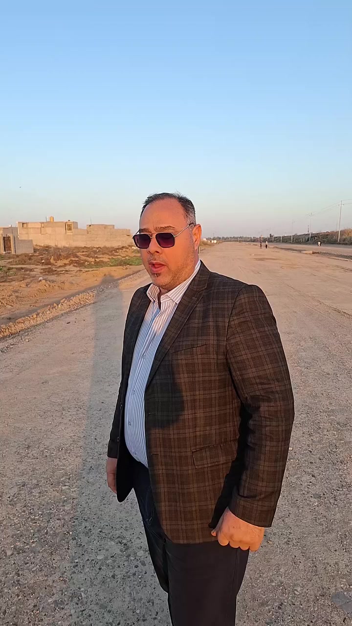 ***********
***********
