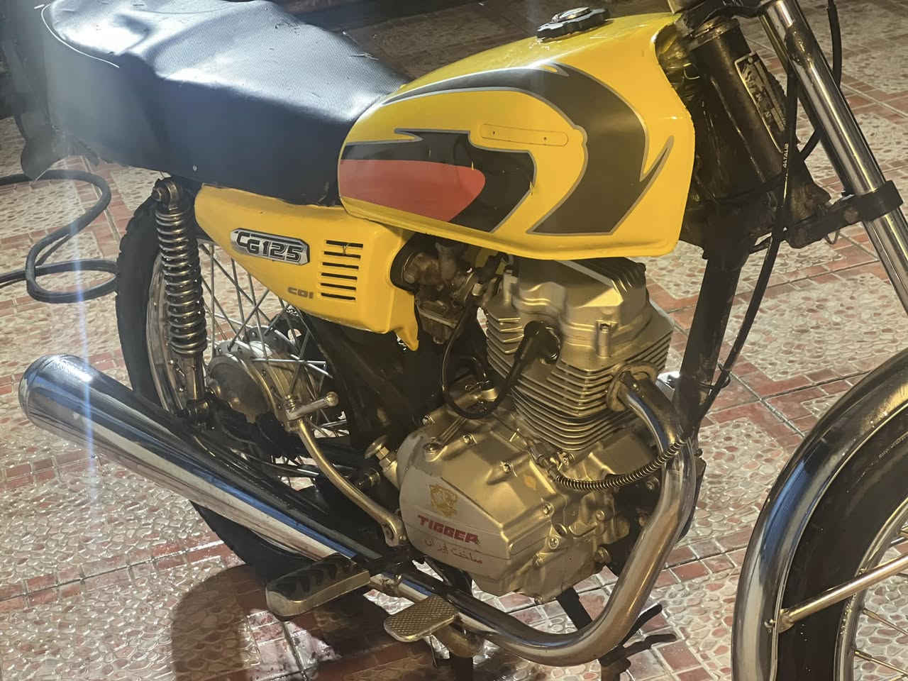 سلامو عليكم اخوان درجه فول البيع ٢٤تايكةر مكينه مامفتوح باشرط ماشاءالله قويه سعر٤٢٥بي ماجال هم امروس


**إذا كنت صاحب هذا الإعلان وتريد حذفه لأي سبب، رجاءا أرسل رسالة إلى الدعم الفني**