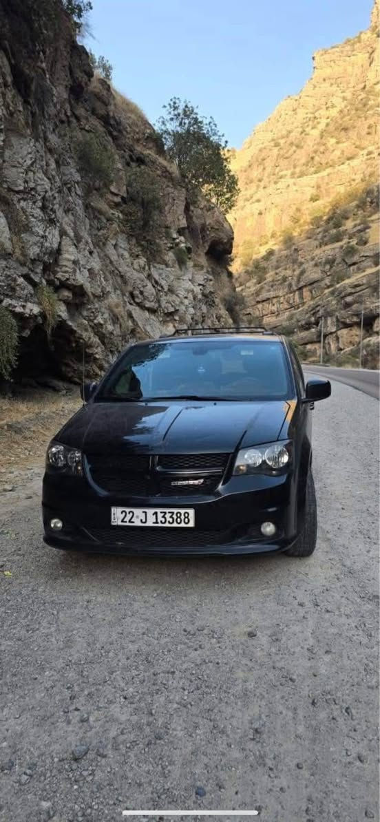 دوج کرفان مودیل 2019 للبیع فقط  جاملغ و بونیت بی بارد. بدوون دواخل ،،. فوول مواصفات sxt سیارە جدید جدا سعر 200ورقە  ***********. مکان کرکوک كركوك, العراق
