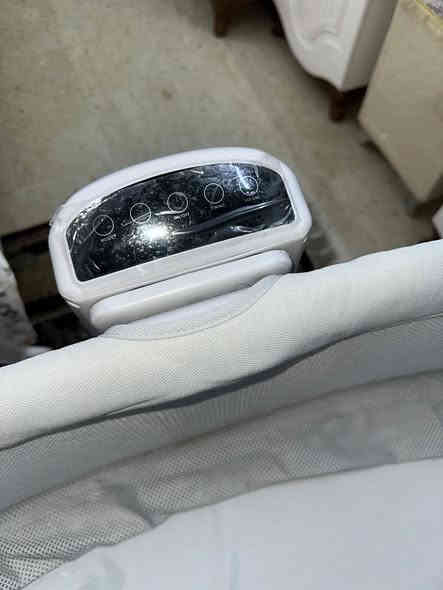 السلام عليكم كريكوت اطفال جديد غير مستعمل  هزاز كهربائي وشحن خمس سرع متحرك
تحكم عن طريق الفون بالتشغيل والاطفاء وتحكم بالسرعة وتغير الموسيقى ومؤقت اطفاء 

قبل كم يوم اخذته ١٦٥ 

 السعر ١٢٥ قفل 

بغداد الجديدة 

0771 45 45 45 3
