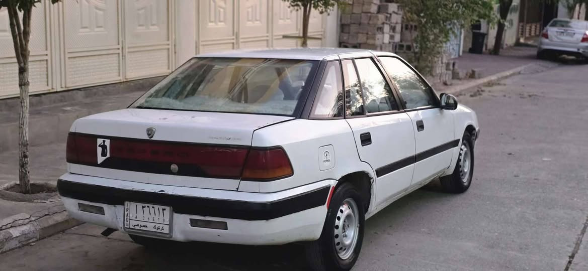 دایۆ اسپرۆ بۆ فرۆشتن مۆدیل 1995  مەکینە 16ی فەل بەخاخ شتێکی زۆر جوانو جایزە   چوار تایەی لۆکی لەسەرە   ڕەقە  کەرکووکە  شەرتی تەحویل  100 هەزار غەرامەی تیایە   بەس یەک کێشەی هەیە  مەکینەی مان شۆریوە و ساف ئیش ناکات   بە یەک سلف ئیشە کا  سعری 18 گڵاو مەجال   ژ_م ***********
شوێن تەکیە  »نزیک چەمچەماڵ
