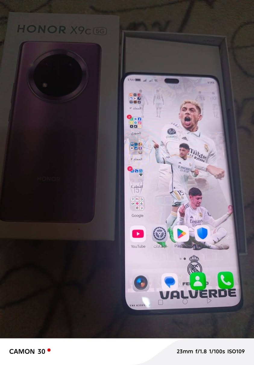 سلام عليكم 
HONOR X9C
شرط النظافة 
ذاكرة 256
عشوائية 12
نظافة 99٪يعني جديد بعده 
مكاني نجف نجف نجف 
***********
كامل ملحقاتة
