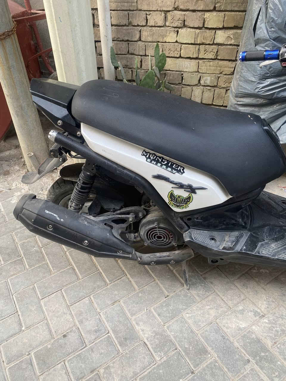 سكنس جبلي ١٢٠ مكفولة مكينة برغي ما مفتوح بيها نقصها بريك امامي بس يرادلة بس صوندة مكاني مدينة الصدر سعر ٩٠٠ الف وبيها مجال 
***********
