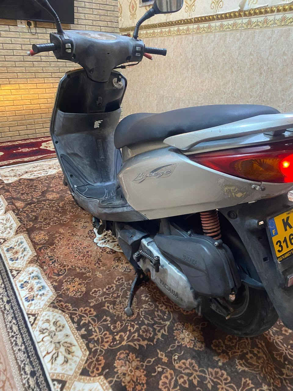 السلام عليكم بريز كفاله عامه كفر ومكينه اي نقص مابيها كله بلاديه وبرغي مامفتوح بيها كفاله عامه كله اصلي كفاله عامه 650المكان الشعب رقم الهاتف ***********
