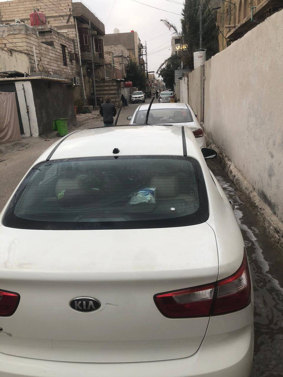 سلام عليكم 
سياره كيا ريو 4 سلندار حجم المحرك 1.6 كير اوتاماتيكيه
مقعد جلد مديل 2014 سنويه بسمي بعدهي ما منتهيه تحويل ثاني يوم تايرات جدد سياره بعدهي جديده بدون صبغ محرك كير كفاله خصوصي بصره مواصفات خليجيه
بيع مستعجل سعر 115 ورقه بيه مجال 
رقم ***********
عنوان بصره جمهوريه شارع المكاتب
