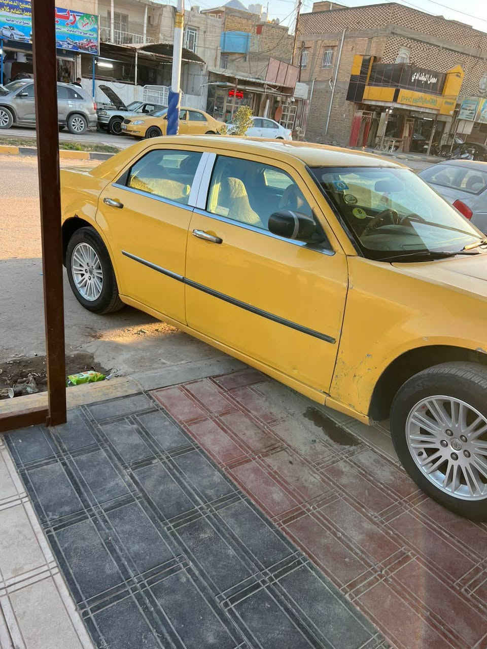 السلام عليكم اخوان عندي اوبامه للبيع موديل 2008  مكينه  كامت توني شادهن تخم تاير جديد  شرط السياره بيه جمالغ كدام رقم انكليزي 26صلاح الدين الشراي يجي خاص ادزاله صور وتفاصيل ***********بي وتساب السعر مناسب جدا جدا
