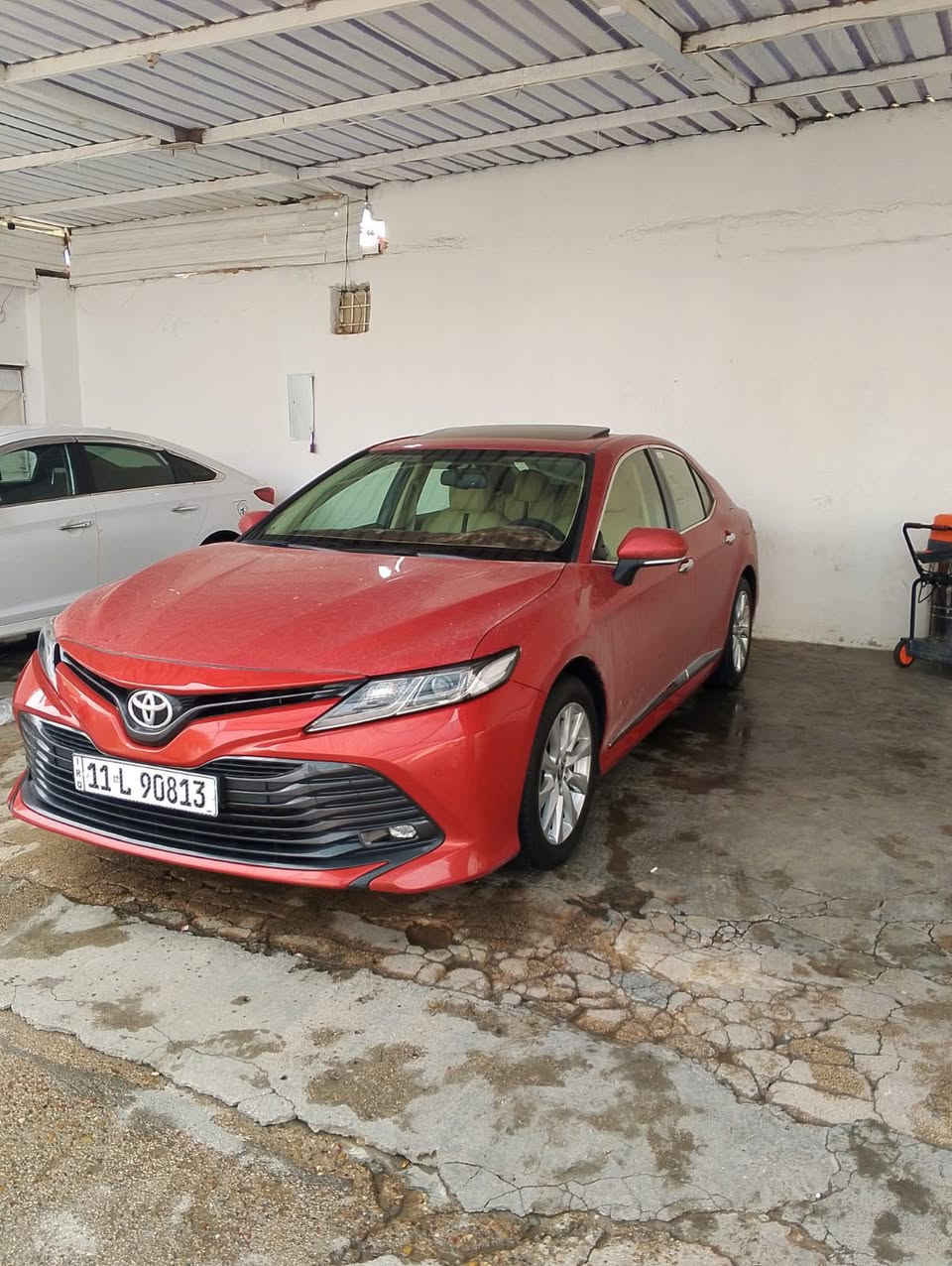 السلام عليكم
كامري خليجي بانزين فقط GLE
كفاله عامه ماشيه ١٠٥
مكان خالديه 
السعر ٢٢٥
***********
