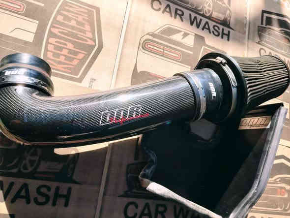 السلام عليكم
للبيع 
ثلاجه 6.4  وترهم 5.7 هيه والماطور 350$
كفرات محرك Srt اصلي 150 الف ترهم لل5.7
شوته DDR كاربون فايبر الياف حقيقيه 5.7  ، 450$

مكاني بغداد
***********
