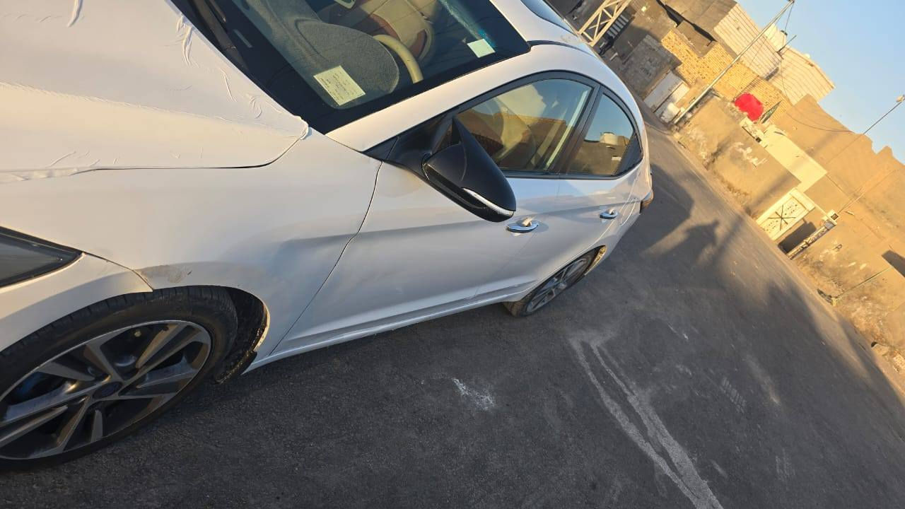 النترا خليجي 2018
فول مواصفات 
 رقم قادسية بأسمي مداور ثاني يوم
مكفولة عدة بارد بسيط بالجاملغ الامامي
جاهزة مية بالمية عله ايدي
السعر 160ورقة وبيها مجال
رقم مبايل***********
