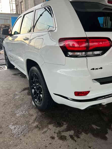 ‏جيب لاريدو موديل 21اس  فول مواصفات عدى راد أمامي وعد جاك ات سيارة بغداد مدينة الصدر بيها بارد كلش قليل ورص عاد ***********
