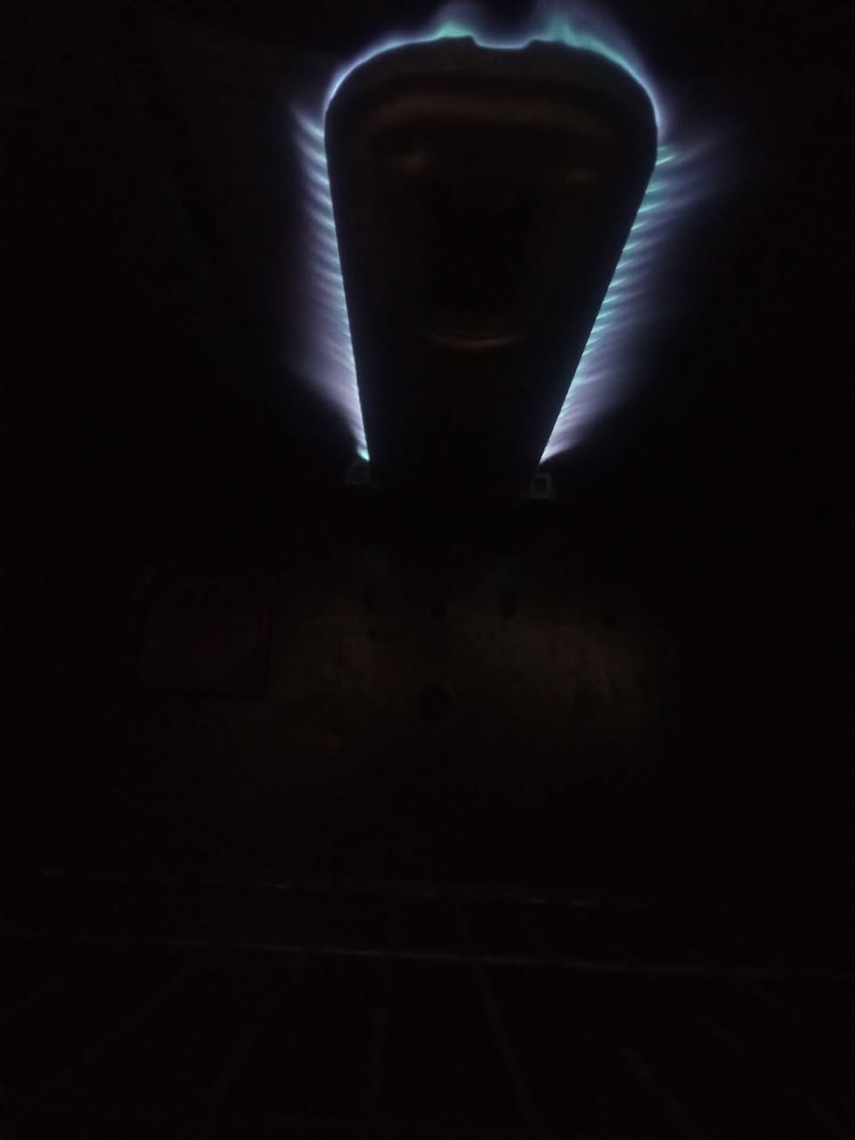 طباخ للبيع بسعر مناسب جداً ***********
