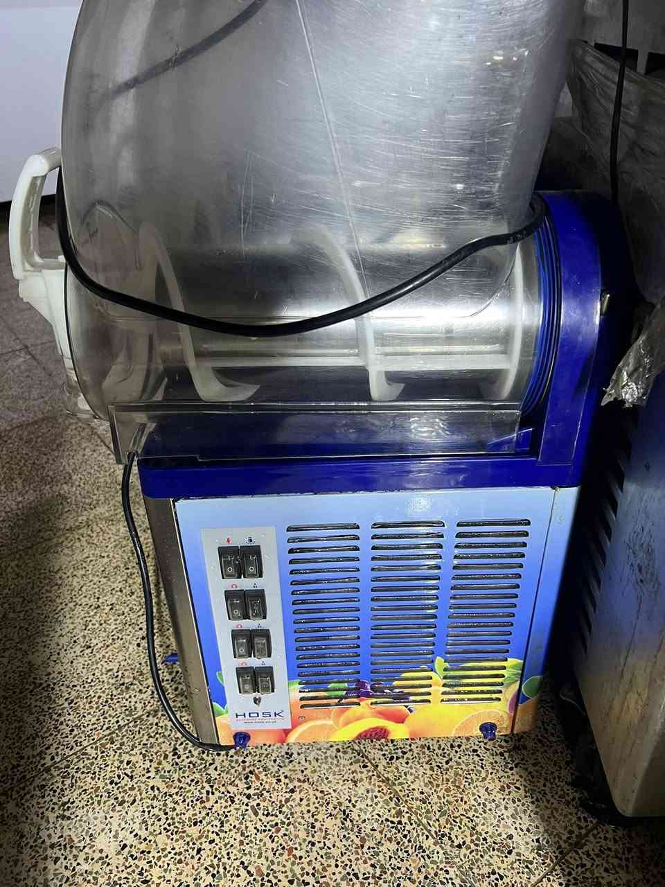 سلام عليكم مكينه ازبراي هوسك تركي تلاث أحواض جدا 
نضيفه مكاني بغداد للستفسار ***********
