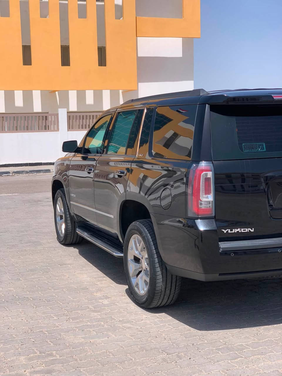 GMCفول مواصفات
موديل 2020
SLT
سيارة خليجي 
رقم بغداد تحويل مباشر
مكان السيارة البصرة 
السعر 390 
اتصال ***********

