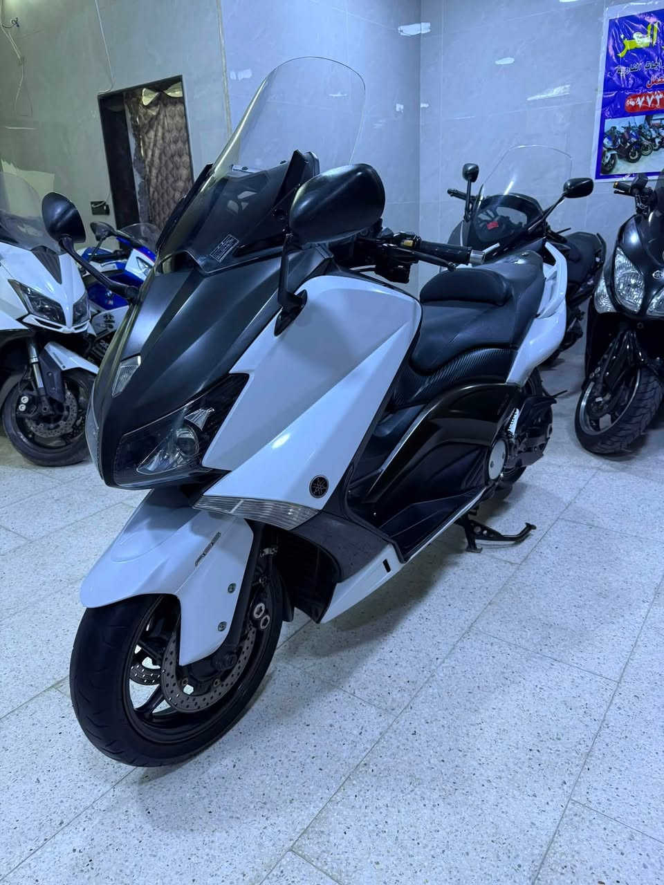 بسم الله ما شاء الله 
TMAX 530 2014 ABS
كفالة عامة شرط الفحص
المسافة المقطوعة 39km
سويجات ٣ نسخ
بدون مراوس وبدون رقم فقط عقد المعرض
العنوان مدينة الصدر شارع الفلاح قطاع 12
السعر 54 ورقة
الراغب بالشراء هـ***********
