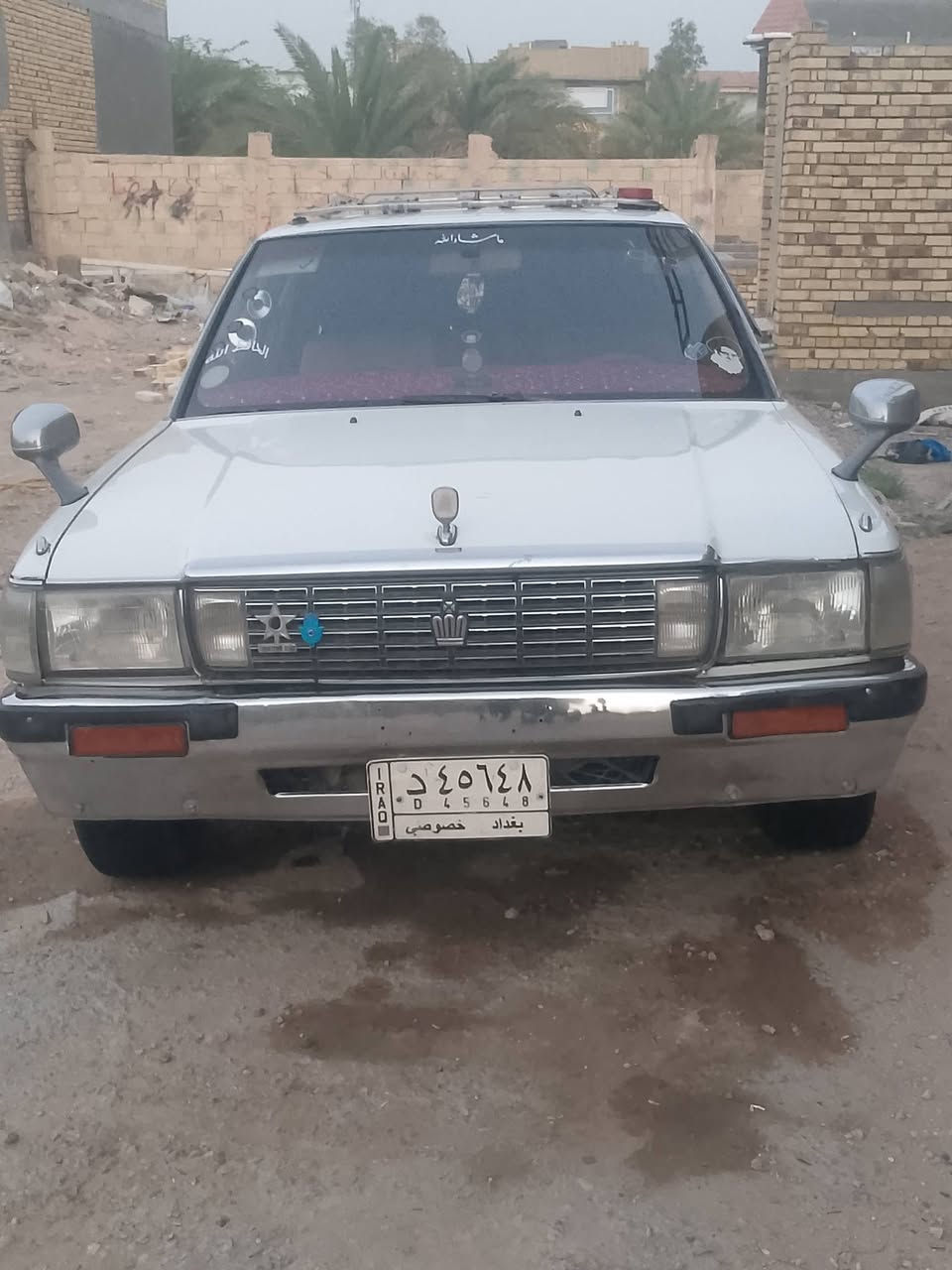 السلام عليكم سيدان ديلوكس يسره بلاد 
رقم بغداد جاهزه مكينه فيفتي حداديه جديده تخم تاير 
تبريد مابيهه اي نقص تجي وشوف أحله من الصور 
العنوان ناصريه سوق الشيوخ موبايل ***********

