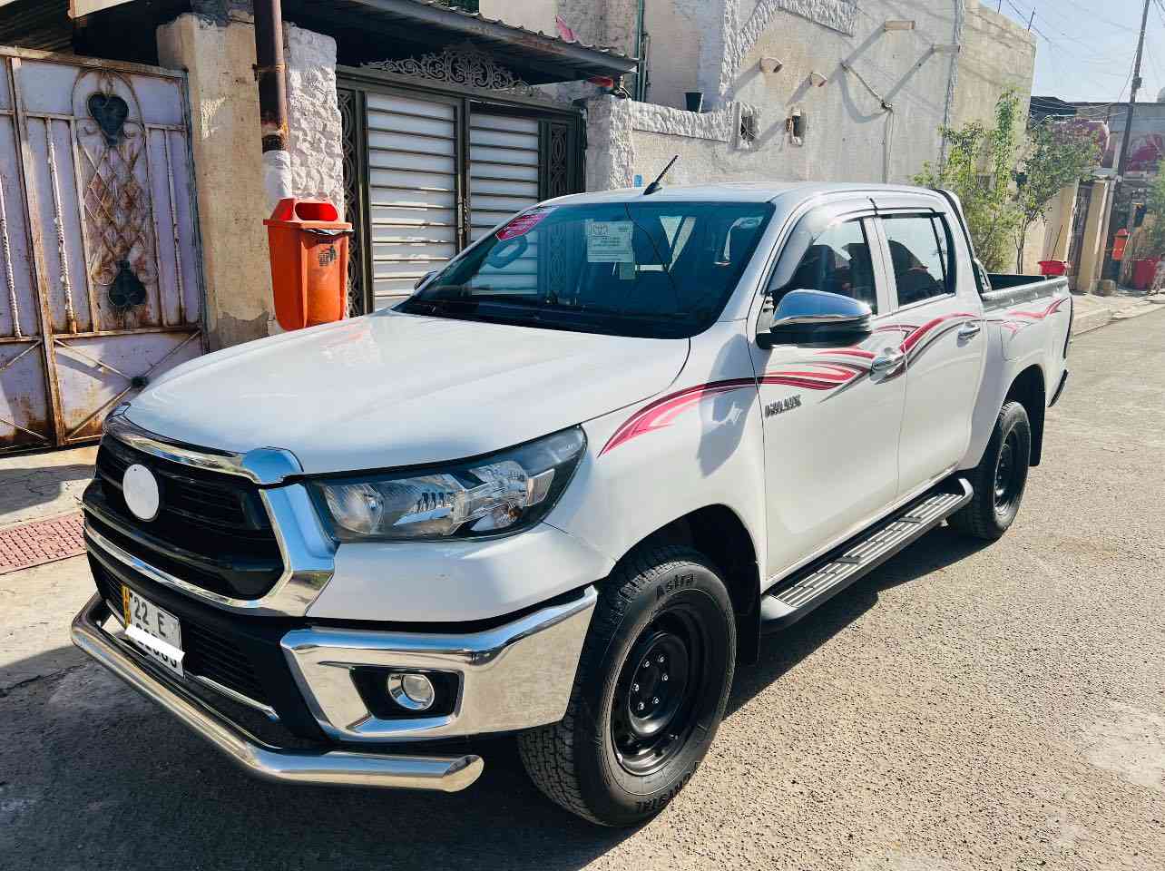 فور ويل ٢٢ كفاله عدى شخط بلباب الخلفي مايبين جاهزة من كلشي سنويه لل٢٨ اربيل السعر ٣٢٠ وبيها مجال ***********
