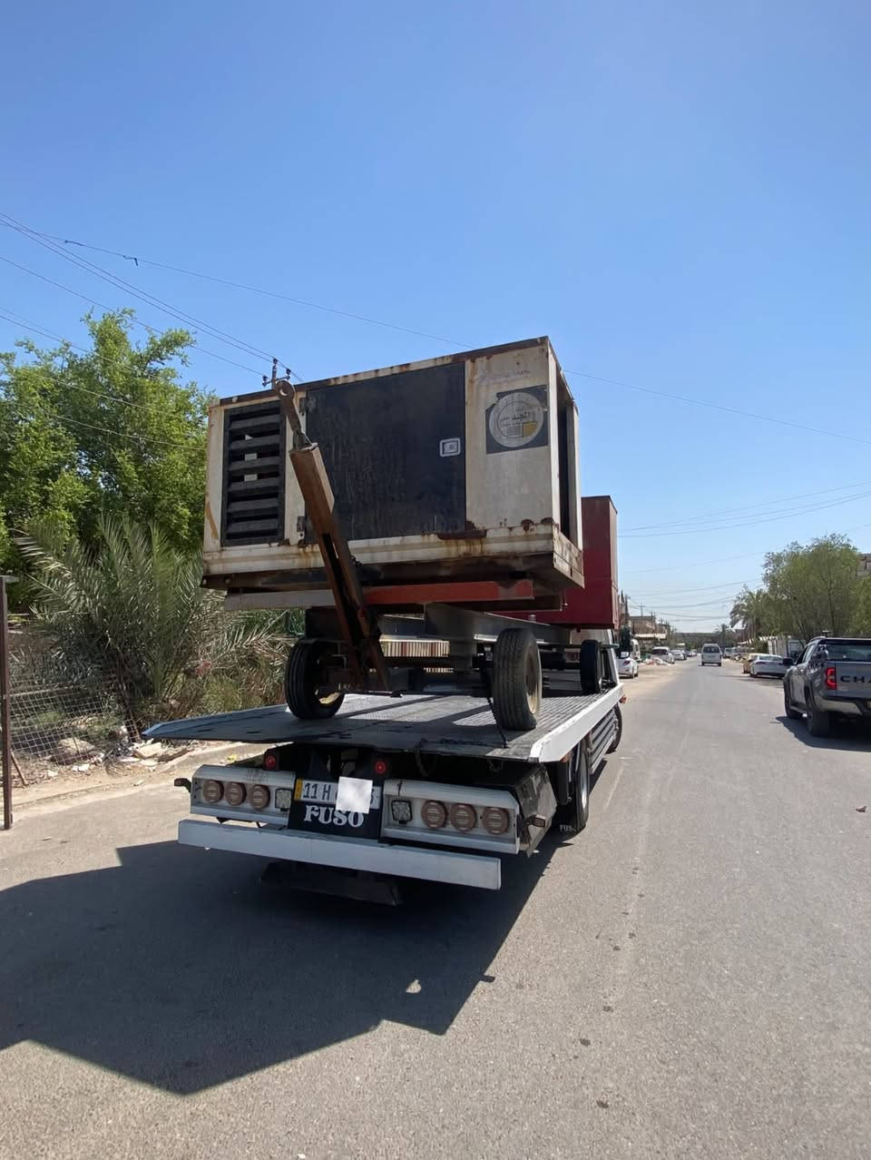سلام عليكم
كنتر موديل٢٠٢٥ ٥متر بلادي ماشيه ٢٠الف سياره كفاله عامه على وضع الشركة كامله من كلشي اخت الزيرو 
بعده حمل ما مرسمه كرين 
رقم الهاتف ***********
