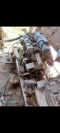 مولدات نوع كيه ٢٧٠٠ للبيع  سعر مليونين وبيه مجال ٠٧٧١٤٢٣٤٦٨٠