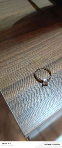 خاتم فضه عيار ٩٢٥ معدن مطلي بالذهب الوردي  سعره ٥٠ الف رقمي ٠٧٧٣٧٤٢٠٠٧...