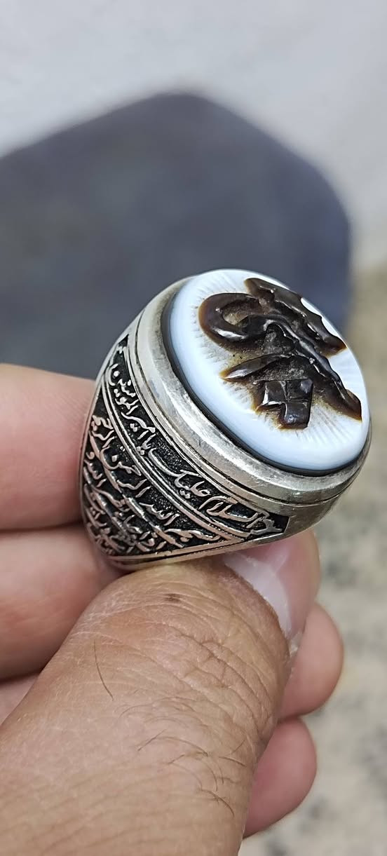 جزع مخطوط صياغة يدوية ثقيلة


**إذا كنت صاحب هذا الإعلان وتريد حذفه لأي سبب، رجاءا أرسل رسالة إلى الدعم الفني**