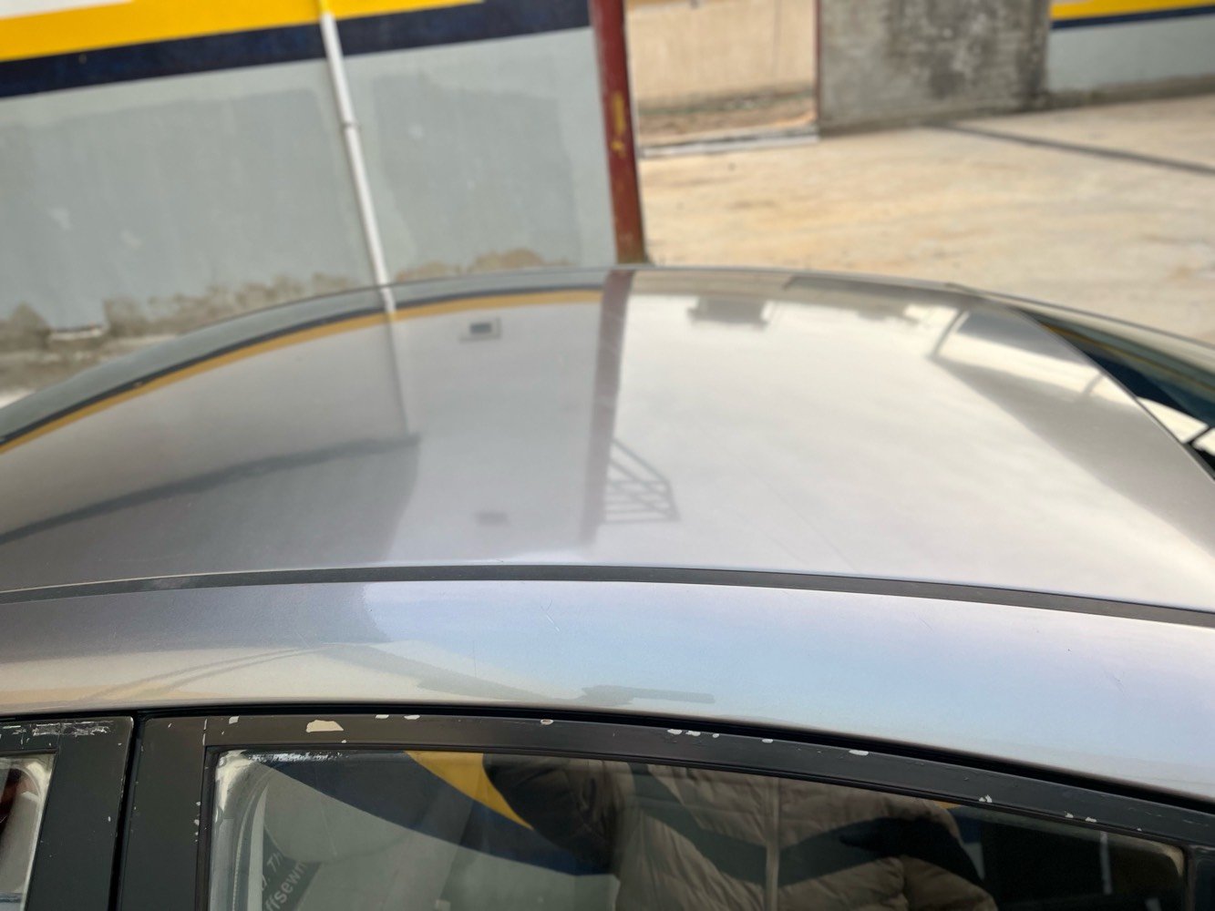 سلام عليكم سيراتو موديل 14 البيع مواصفات عاديه سياره بيها باب خلفي جه سكن مبدل وشويه بيها حالوب بل قماره وبيها شويه باردات سياره مكينه 1600ماشيه 450 الف ناقصه حداديه الصدر 
رقمً بابل مشروع وطني 
