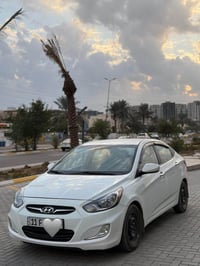 اكسنت • ٢٠١٤ • گير اوتوماتيك ١٦٠٠