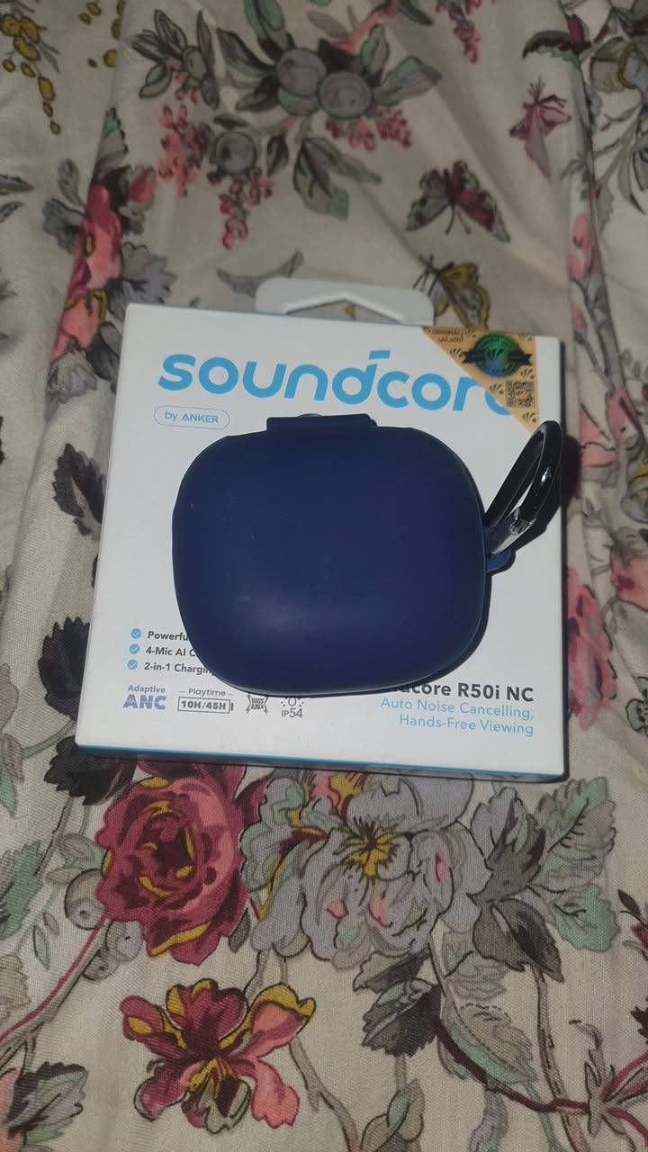 سلام عليكم سماعات انكر R50i nc  مستخدمه شهر أو أقل جديده حيل مشحونه ٣ مرات ضمان عين الفهد  وياها حافضه هم سعرها ٣٠ الف وي توصيل


**إذا كنت صاحب هذا الإعلان وتريد حذفه لأي سبب، رجاءا أرسل رسالة إلى الدعم الفني**