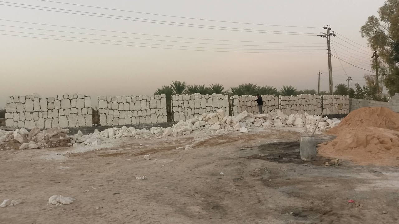 السلام عليكم
عمل حجر تكسيه شواطي جدارات كافت اعمال الحجر مزارع وشاطيات ***********
