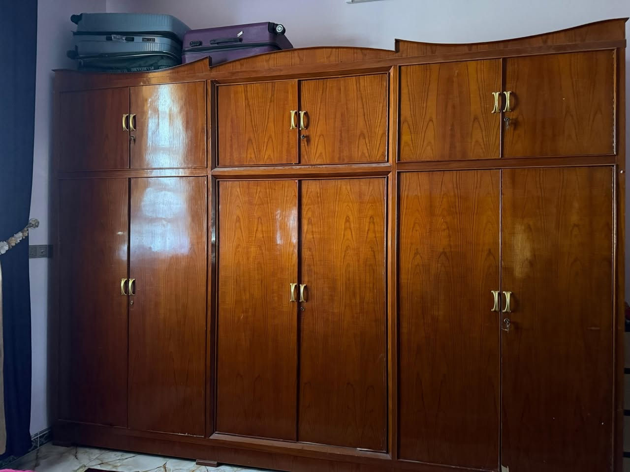 غرفه نوم صاج حطاطه نضيفه جداً للبيع الاتصال على الرقم *********** ابو محمد الخط مفتوح من ٩ صبحاً الى ٩مساءً
