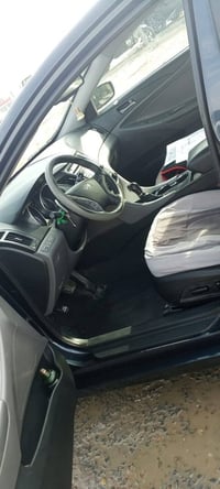 سوناته 12امريكي تيربو حادث بنيد وجاملق بدون دواخل سياره خير من الله تب...