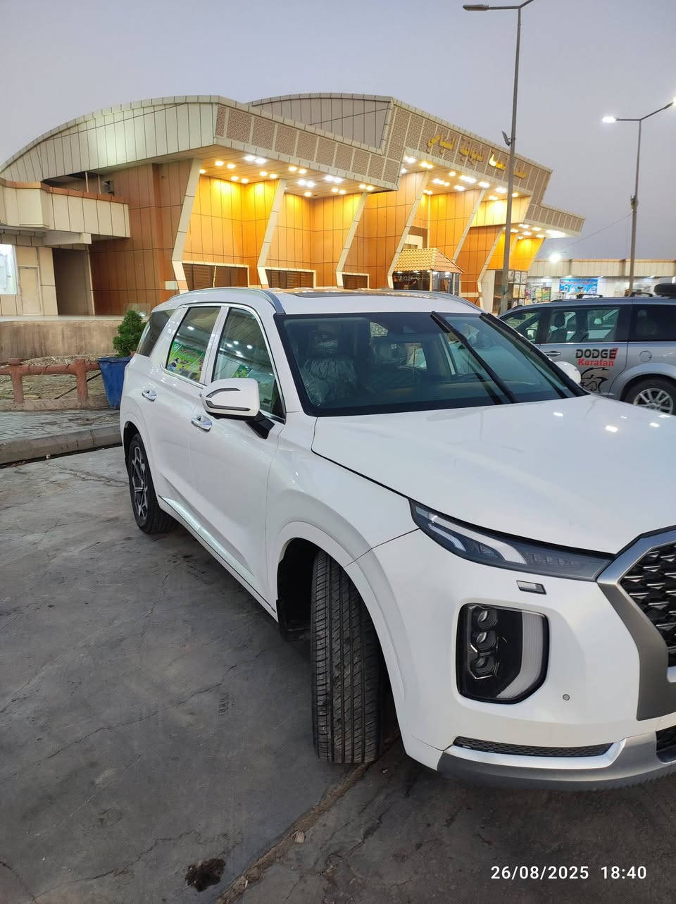 بالسايد 21 اربيل السنويه لغايه 28 بأسم شركه تحويل أو وكاله السيارة فول مواصفات 4 كامرات فور ويل جميع الكشنات كهرباء تدفئه و تبريد وخزن ميموري رادارات خلفي وامامي مانع تصادم وحساسات امامي وخلفي  قياده. إليه ماشيه 49الف ميل حادث بنيد مبدل ومصبوغ و كرن الجاملغ بدون ارباك صور الحادث بالمنشور السيارة بدون اي نقص السعر250💵🔒  بسعر سورنتو مكان  الناصرية ***********
