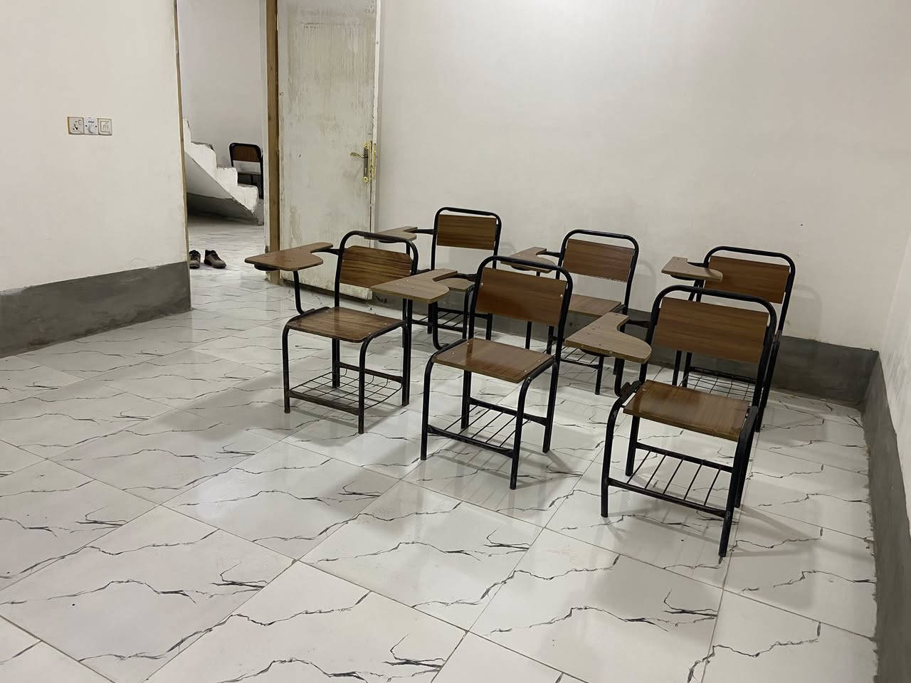 ستولات مدرسية للبيع ( عدد 15 ) السعر 300 الف


**إذا كنت صاحب هذا الإعلان وتريد حذفه لأي سبب، رجاءا أرسل رسالة إلى الدعم الفني**