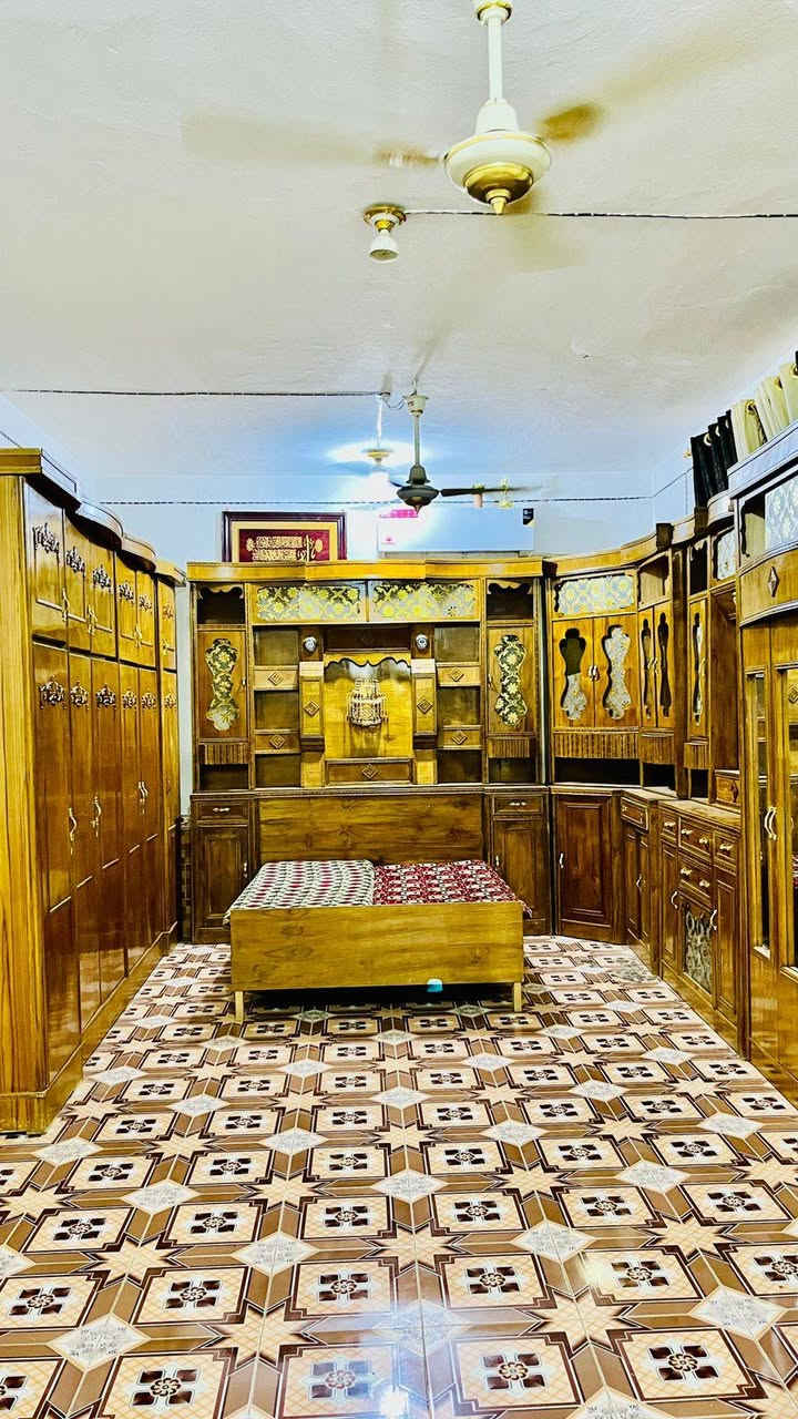 سلام عليكم للبيع غرفه نوم هودج خشب صاج داخل وخارج بشرط 5 ملم  استخدم قليل عنوان الرمانه البعبيد سعر مليون 150 وخارج بشرط 5 ملم  استخدم قليل عنوان الرمانه البعبيد مجال 
*********** /واتساب
