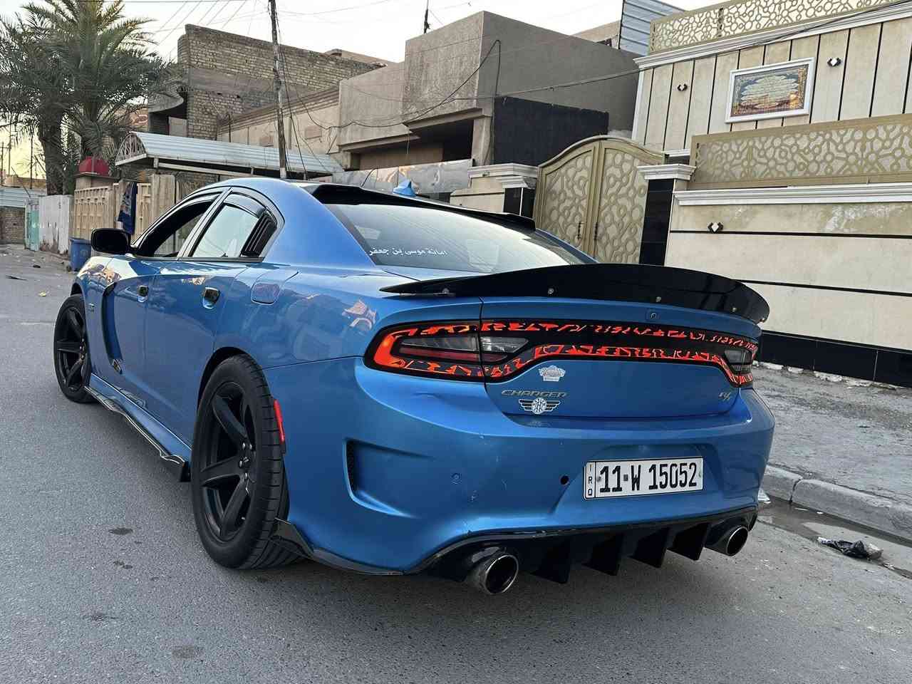 السلام عليكم جارجر 2015 RT مكينه 5700
سياره بدون حادث كفاله صور امريكه مرفقه مع الصور 
رقم بغداد أب اسمي 
السعر 158
كير مكينه صدر تخم تاير تبريد كوله كفاله السياره بيها منضومه غاز 
بيع فقط مكاني بغداد مدينه الصدر للاستفسار ***********
