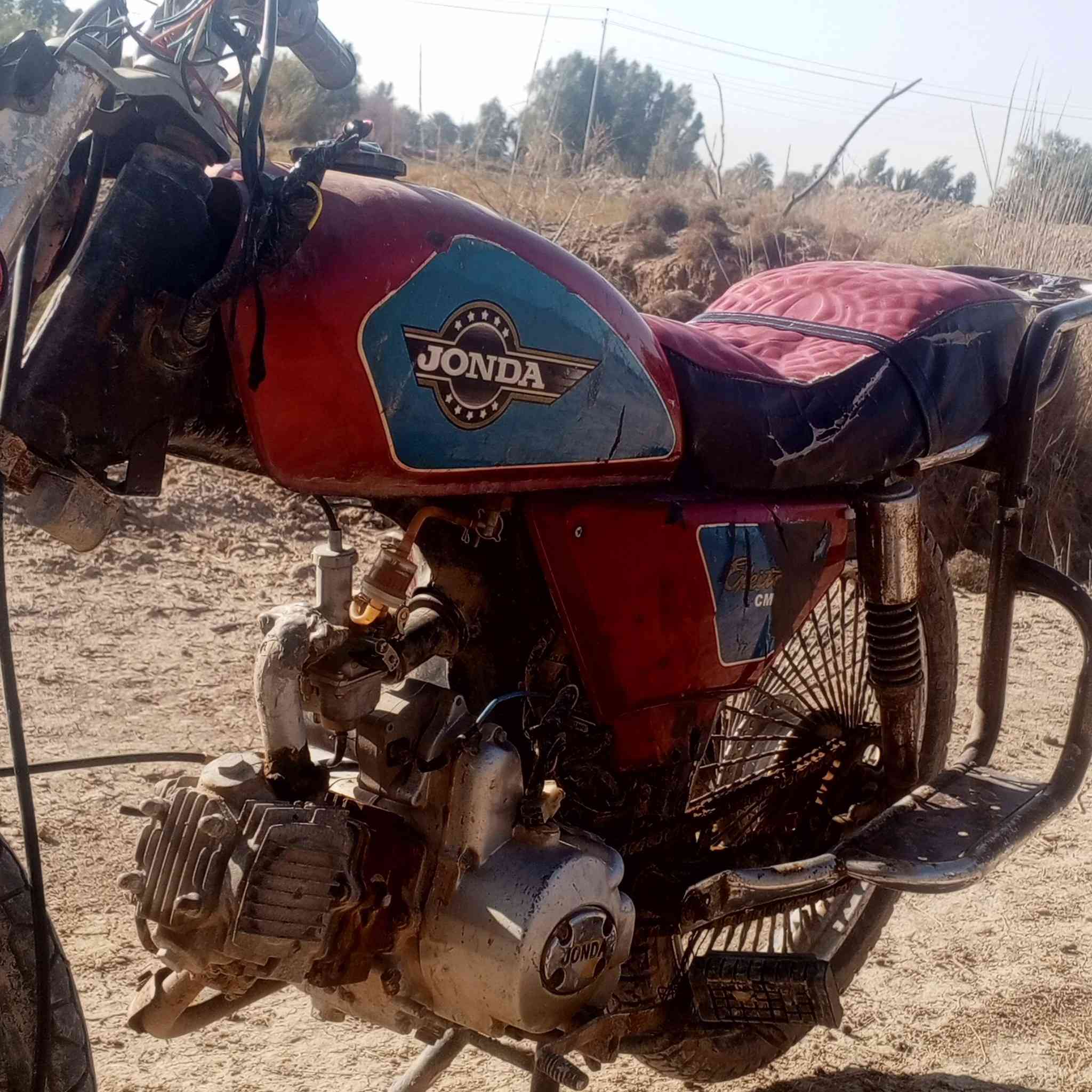 السلام عليكم دراجه للبيع كلك المكان بابل الحمزه الغربي الخميسيه
الاستفسار الاتصال على الرقم ***********
