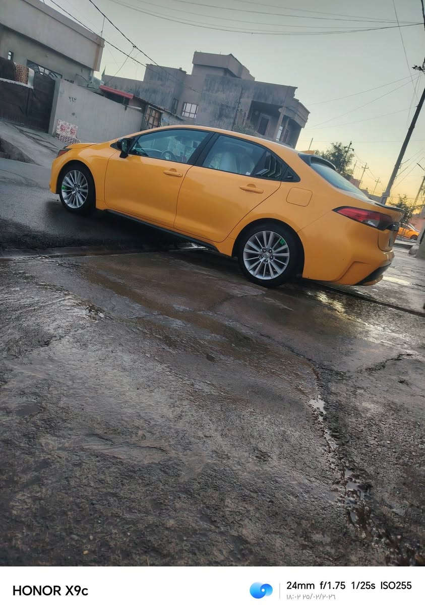 السلام عليكم بيع مستعجل كورولا  21 رقم كركوك بجم كبس شرطه التحويل سياره بدون يرباك سياره خير من الله بدون مصرف يعني قبل للشارع السعر 145 وبيها مجال شيء قليل رقم ***********
