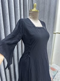 تفصيل حسب الطلب • خياطة بسيطة