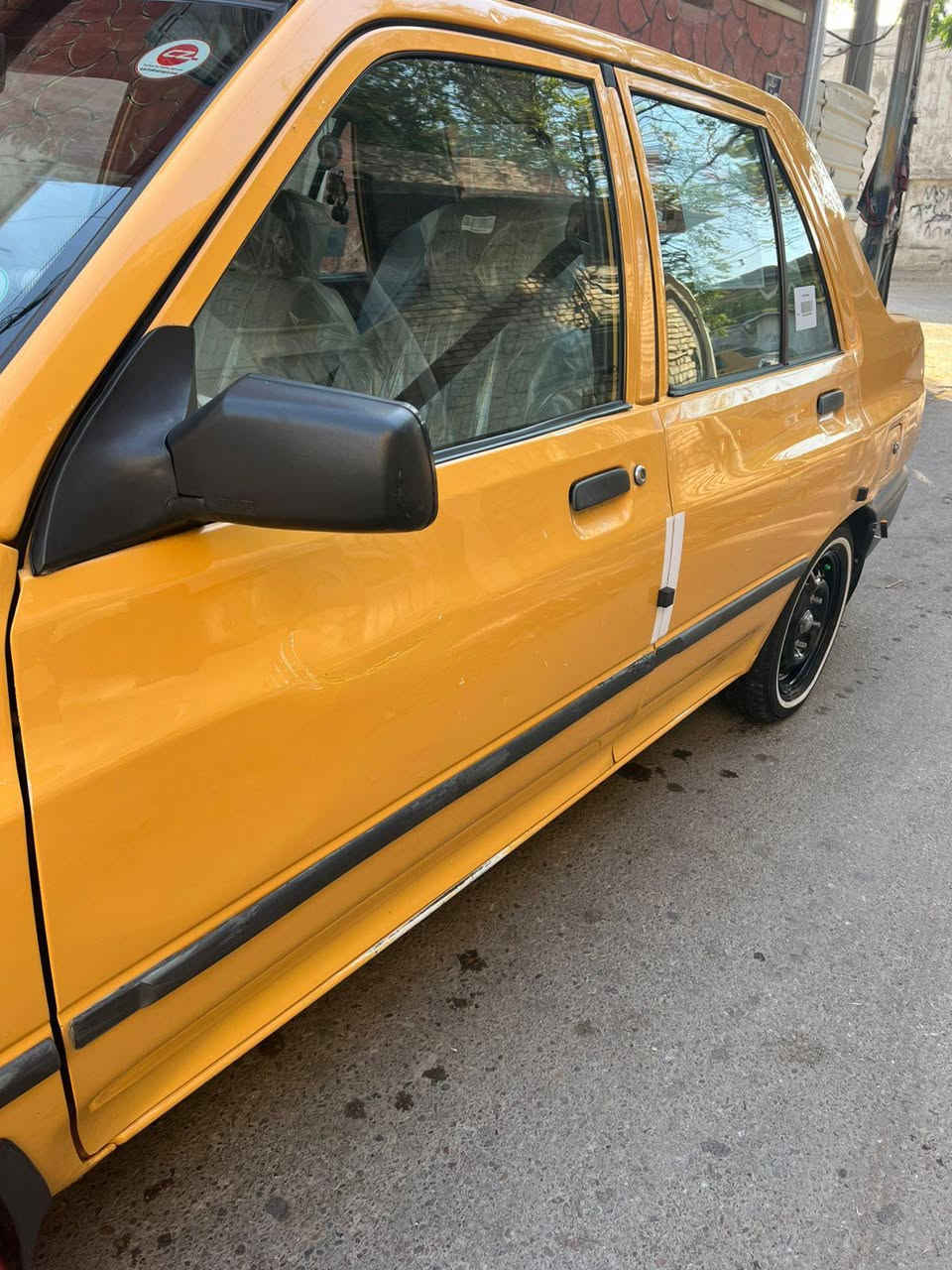 سلام عليكم سايبة موديل 15 مكفولة كير ومكينة وصدر وتبريد وشواصي والصبغ وتبديل عدة الهلالات بيهن صبغ باقي السيارة مكفولة العنوان بغداد مدينة الصدر قطاع واحد يم حمام المدينة السعر 39 وبيها مجال الشراي يخابر ويدلل ابو يحيى ***********
