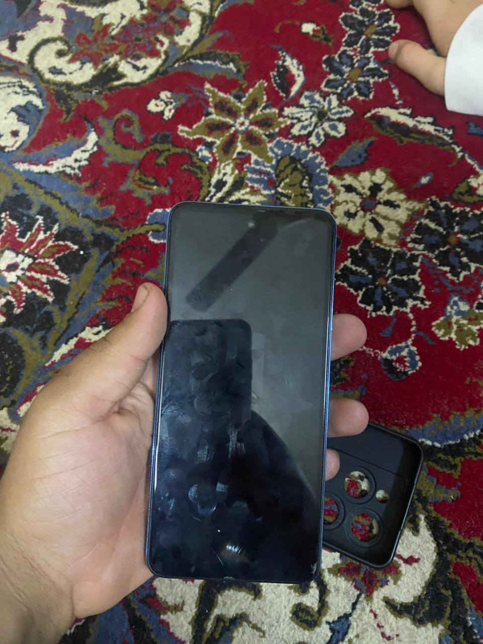 للبيع فقط
تكنو سبارك 20 
الجهاز حيل نضيف الضهر جلد 
الذاكره 256
السعر اتصل عل رقم او خاص 
***********
