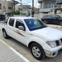 نيسان نيفارا للبيع موديل ٢٠٠٩ …….. كير ومكينة بطة  ……. السيارة بدون حا...