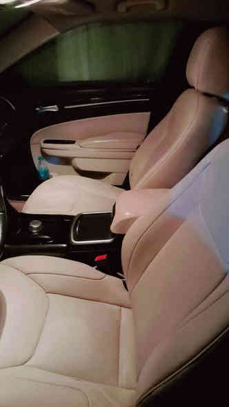 السلام عليكم
كشنات اوباما لون( اوف وايت ) نوع ( مثقب ) تدفئه تبريد اصلي  مكاني  قضاء الجبايش ( ذي قار ) 
***********
