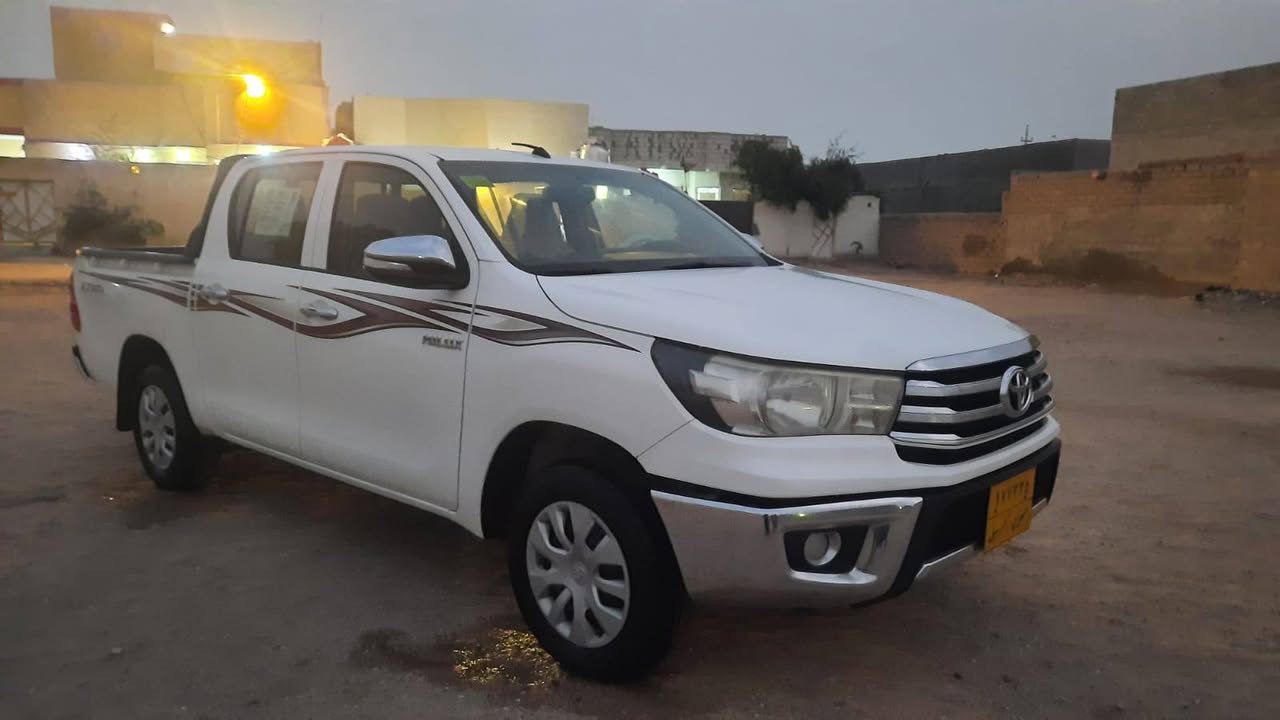 السلام عليكم ورحمه للبيع
بيكم فلاونزه 2016 ساز رقم اربيل سنويه منتهيه ماشيه 330الف السياره مكفوله كفاله عامه فقط رشة صبغ بل بنيد  موضحه بصوره الباقي كفاله عامه السياره جاهزة حداده تخم تاير المكان البصرة 
السعر 200 وبيه مجال الشراي يتصل وبخدمته 
‏‪***********‬‏
علما غير متواجد على الخاص أنه مكلف بنشر
