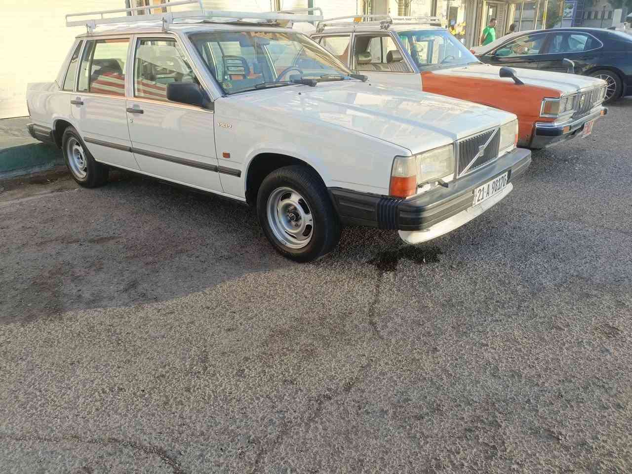 للبيع الرقم ***********مكان السيارة بغداد
