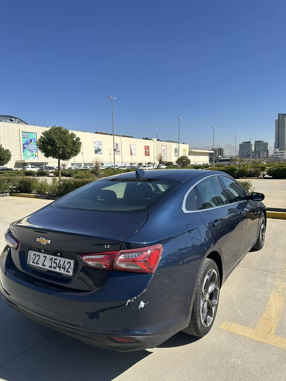 للبيع ماليبو 2022
سياره فول مواصفات 
 بك لايت لد
ويل 17
تدفئه كشنات
كشنات كهربائي
تبريد قطعتين 
اتو ستوب 
شاشه جبيره 
كامره خلفيه
تحكمات جهتين
تحديد سرعه 
وبيها بعد مواصفات 
سياره جاهزه 
بدون متصرف عليها 250
كلش نضيفه 
ماشيه 92000
رقم هزه سنويه كله جديد 
سعر 105
للاستفسار 
***********
